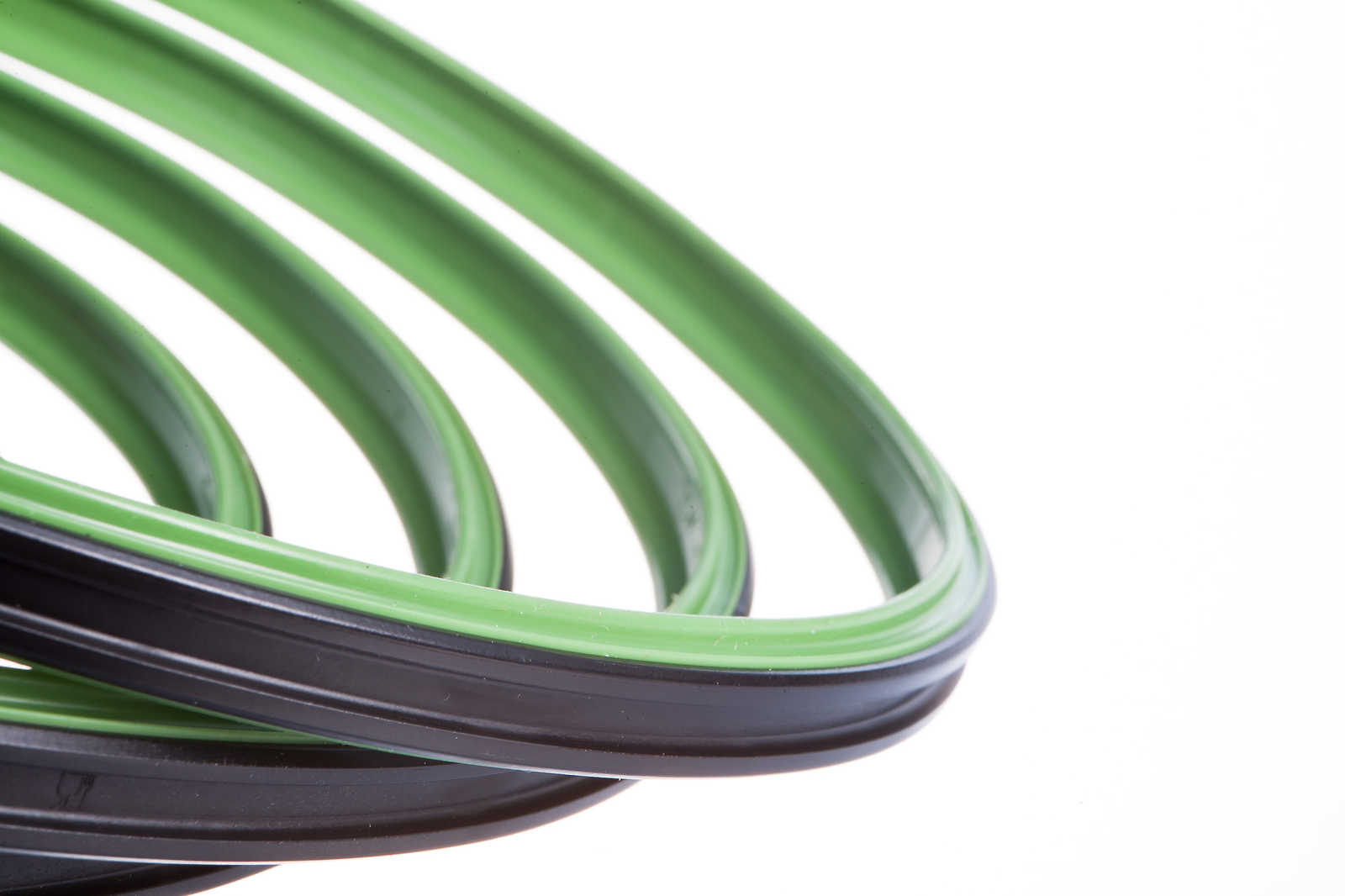 Mehrkomponenten-Dichtringe aus Kunststoff und Elastomer für präzise und wirtschaftliche Verbundlösungen