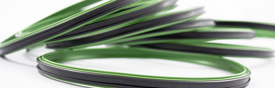 Kunststoff-Kautschuk-Verbundteile, Verbund Thermoplast/Elastomere, grün